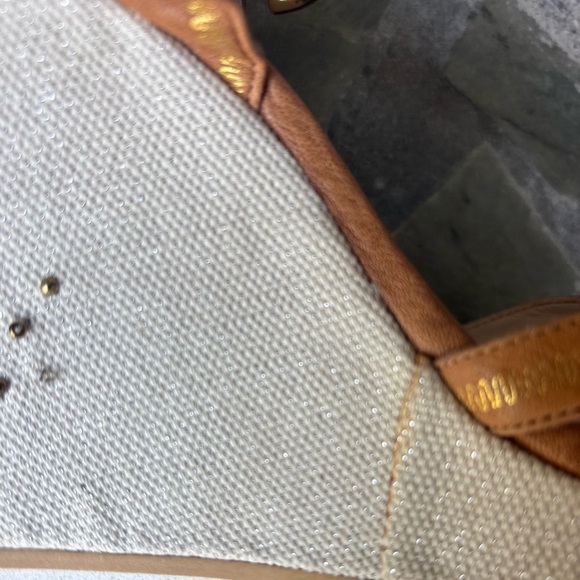 Coach Caroline Leather Wedge Sandal Size 8B
Beach Summer Vacation Rare Beaded - Picture 10 of 15